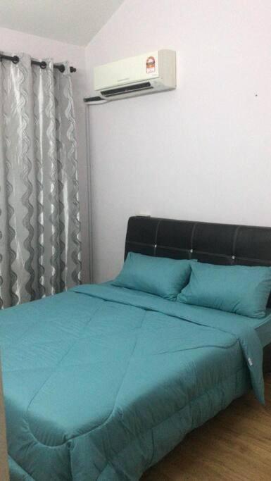 Terrace House Near Stulang Laut Ciq Midvalley Ksl For 7Pax 新山 外观 照片