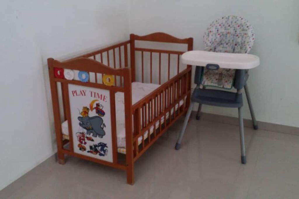 Terrace House Near Stulang Laut Ciq Midvalley Ksl For 7Pax 新山 外观 照片