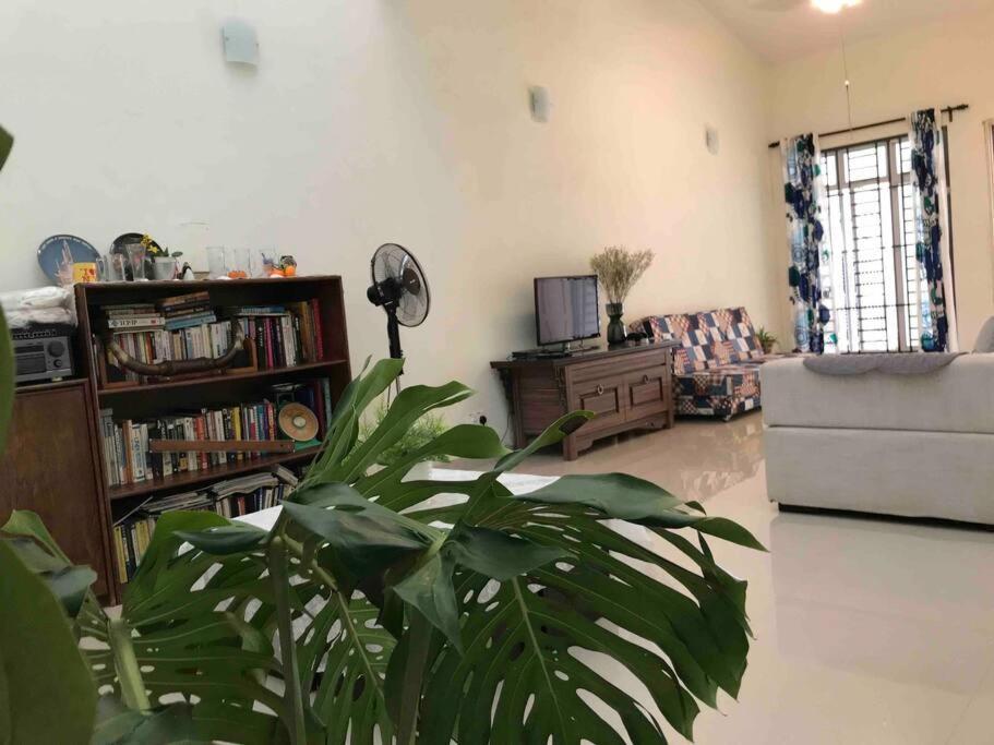Terrace House Near Stulang Laut Ciq Midvalley Ksl For 7Pax 新山 外观 照片
