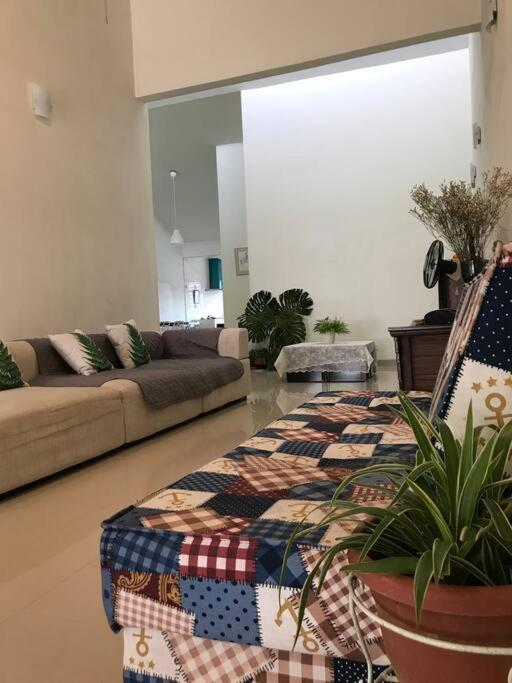 Terrace House Near Stulang Laut Ciq Midvalley Ksl For 7Pax 新山 外观 照片