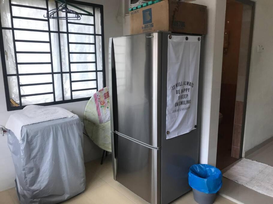 Terrace House Near Stulang Laut Ciq Midvalley Ksl For 7Pax 新山 外观 照片